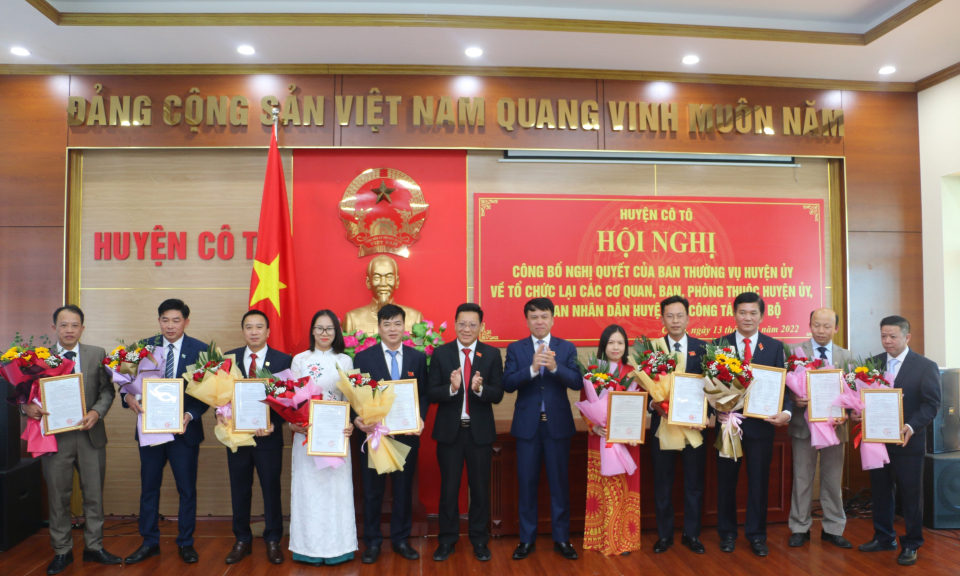 Cô Tô tổ chức lại các cơ quan, phòng, ban, thuộc Huyện ủy, UBND huyện