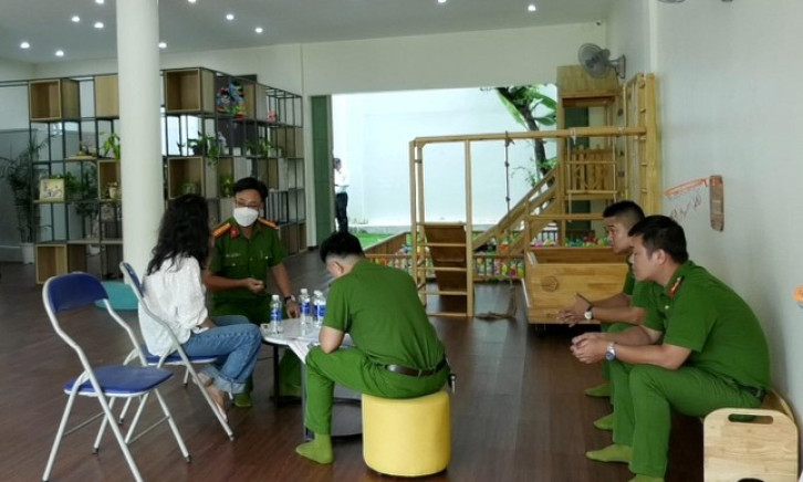 Vụ cô giáo bạo hành, cho trẻ ăn lại đồ nhả ra: Nhóm trẻ nộp đơn xin giải thể 