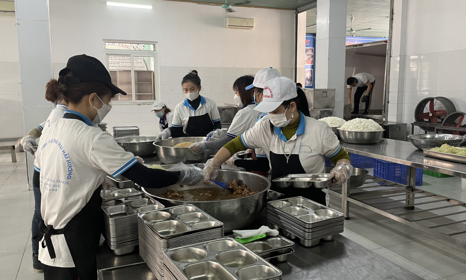 An toàn những bữa ăn bán trú