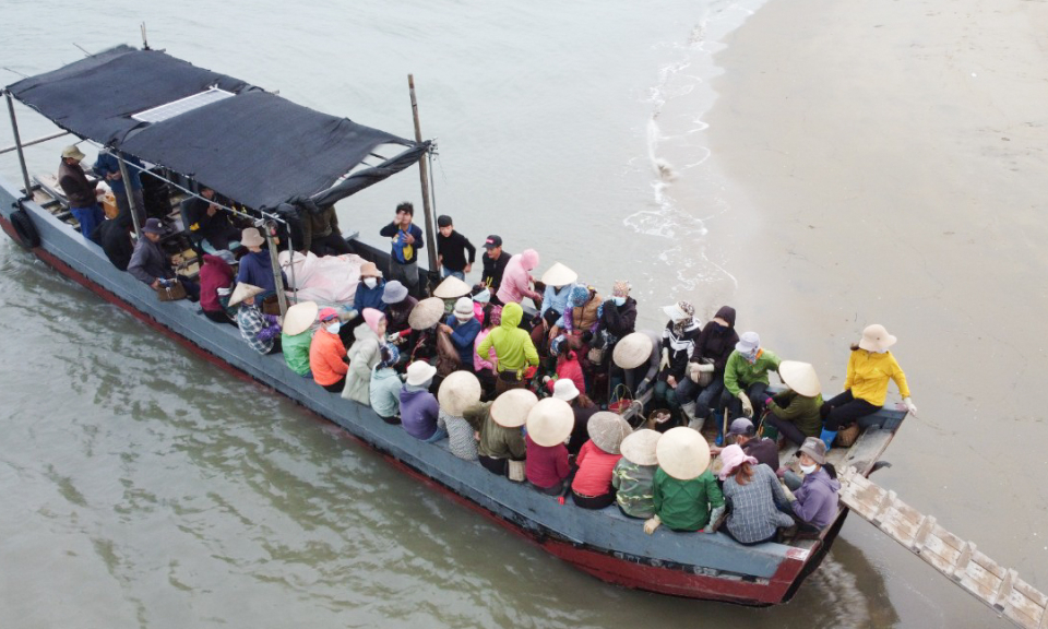 Móng Cái: Chỉ đạo tăng cường kiểm tra, kiểm soát an toàn giao thông thủy