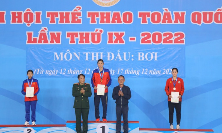 "Kình ngư" Ánh Viên tuyên bố giải nghệ