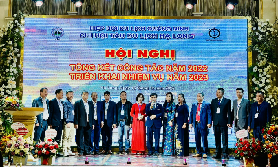 Chi hội tàu du lịch Hạ Long ra mắt Ban Chấp hành mới