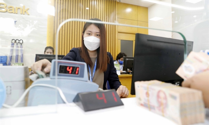 Foreign ministry actively considering new visa policies to facilitate tourist entry