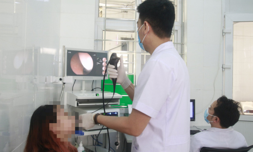 Viêm họng cấp - bệnh thường gặp vào mùa lạnh