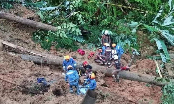Lở đất tại Malaysia: Ít nhất 13 người thiệt mạng, 25 người còn mắc kẹt