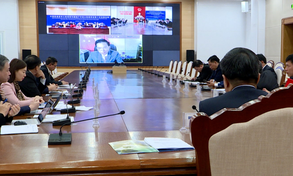 Hội nghị định kỳ lần thứ nhất giữa UBND tỉnh Quảng Ninh (Việt Nam) và Chính quyền nhân dân Phòng Thành Cảng (Quảng Tây, Trung Quốc)