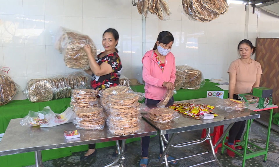 Hỗ trợ phụ nữ phát triển kinh tế, giảm nghèo 