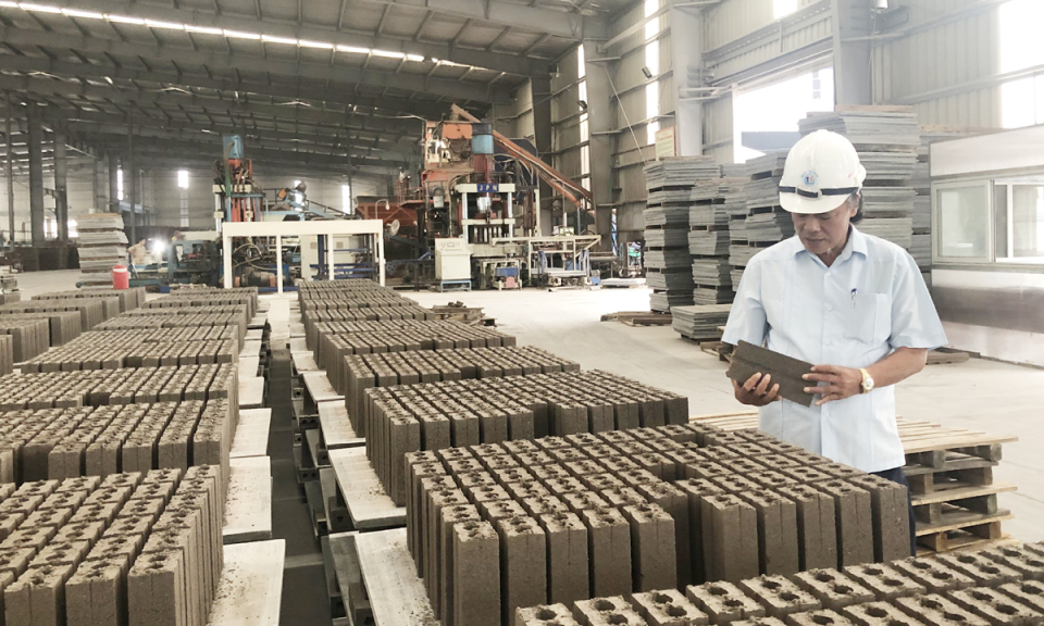 Sử dụng tiết kiệm, hiệu quả tài nguyên, khoáng sản