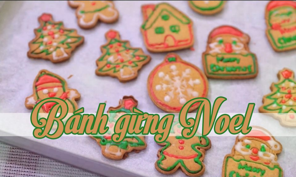 Làm bánh gừng Noel