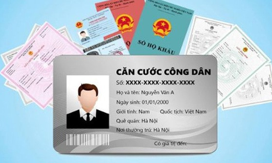Chính phủ yêu cầu khẩn trương sửa đổi, bổ sung các quy định có yêu cầu nộp, xuất trình sổ hộ khẩu