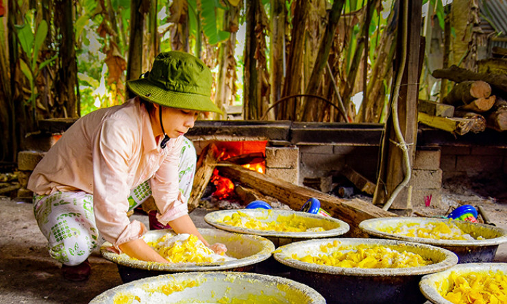 Bánh, mứt gọi Tết về