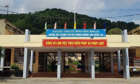 Hải Phòng: Nhân viên y tế tố phải nộp 4 triệu đồng kèm hồ sơ xét duyệt bậc lương 