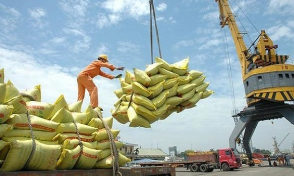 Vietnam's rice export prices soar
