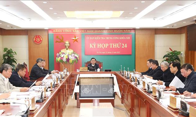Kỷ luật, khai trừ Đảng nhiều cán bộ Đại sứ quán Việt Nam tại nước ngoài