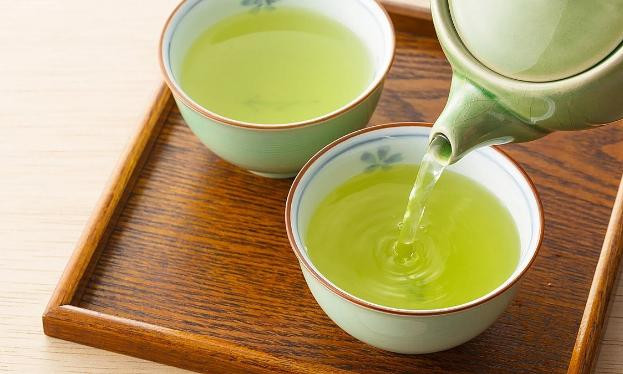 Tăng axit uric trong mùa đông, cách nào giúp giảm đau khớp?
