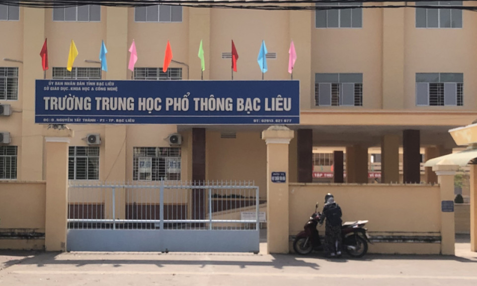 Trường học bị trộm phá két sắt lấy hơn 100 triệu đồng