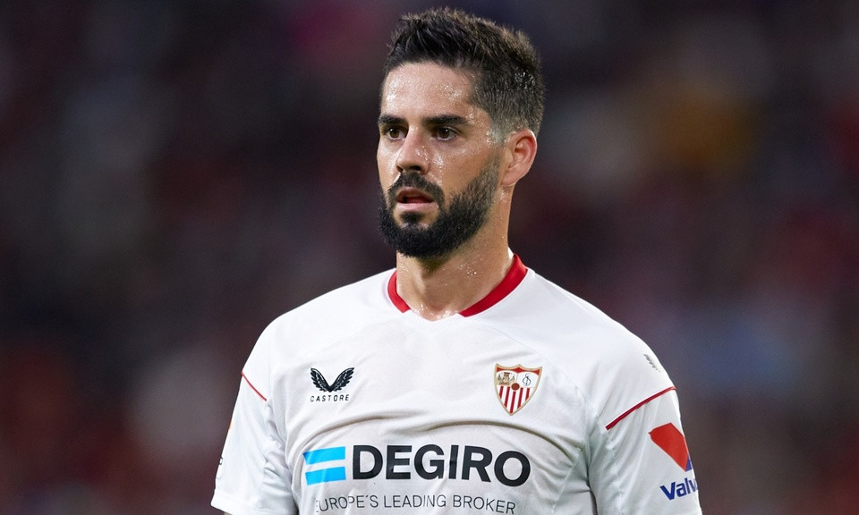 Isco chia tay Sevilla sau 5 tháng gia nhập