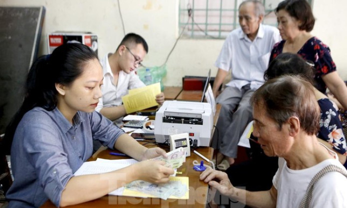 Thông tin đáng chú ý về tuổi nghỉ hưu, lương hưu năm 2023 