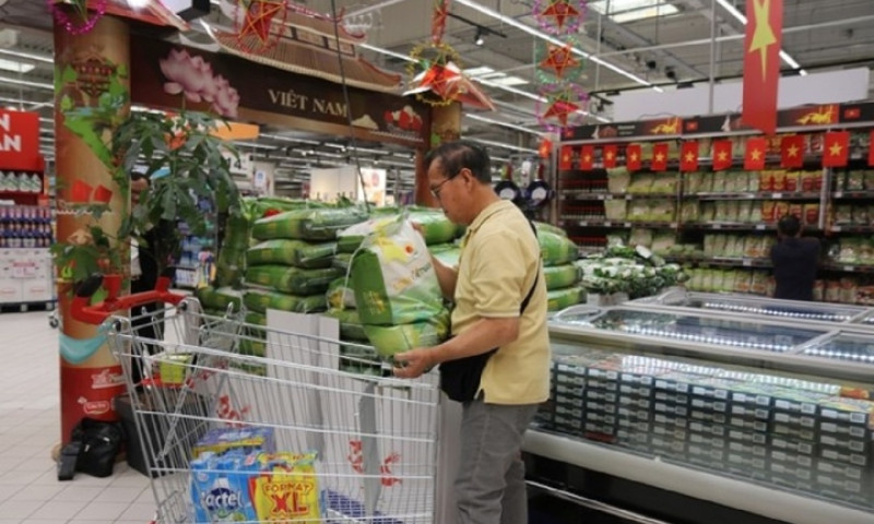 Giá gạo Việt tăng mạnh, dự báo lập kỷ lục 4 tỷ USD 