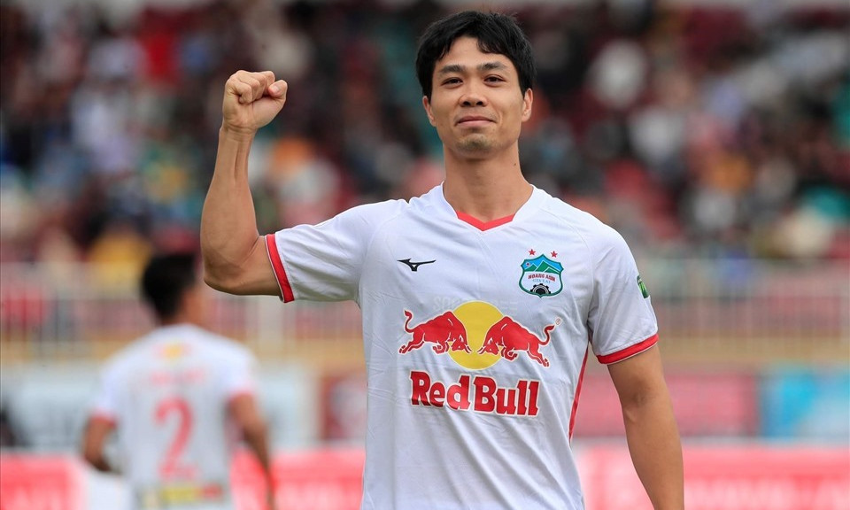 Tiền đạo Công Phượng gia nhập Yokohama FC tại J.League 1