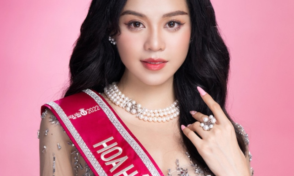 Hoa hậu Huỳnh Thị Thanh Thủy có gương mặt cân đối hiếm có