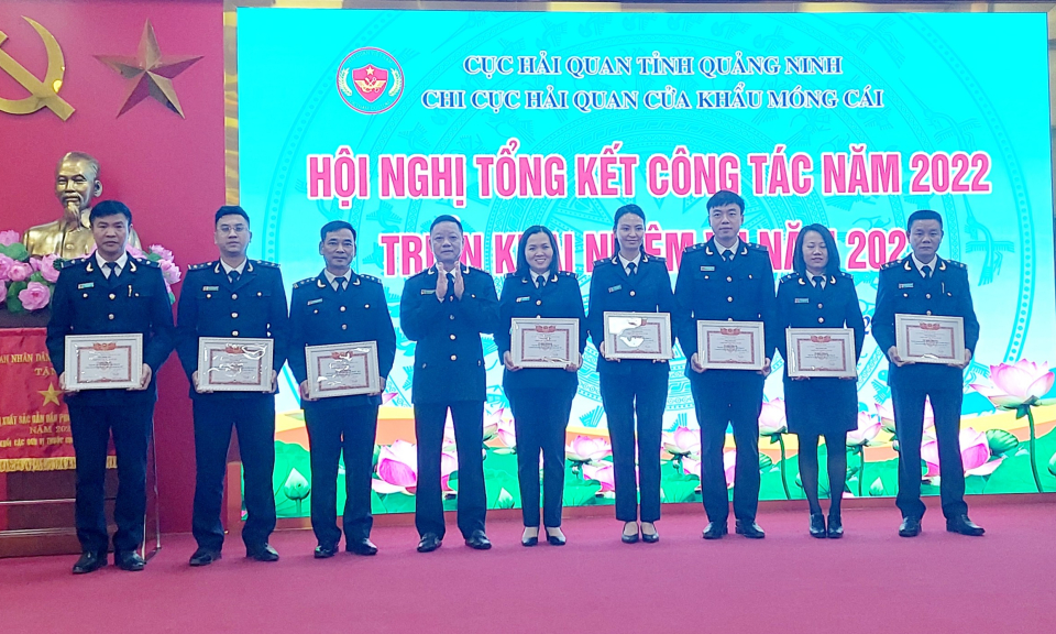 Chi cục Hải quan CK Móng Cái: Thực hiện thủ tục XNK hàng hóa trị giá hơn 3,2 tỷ USD 