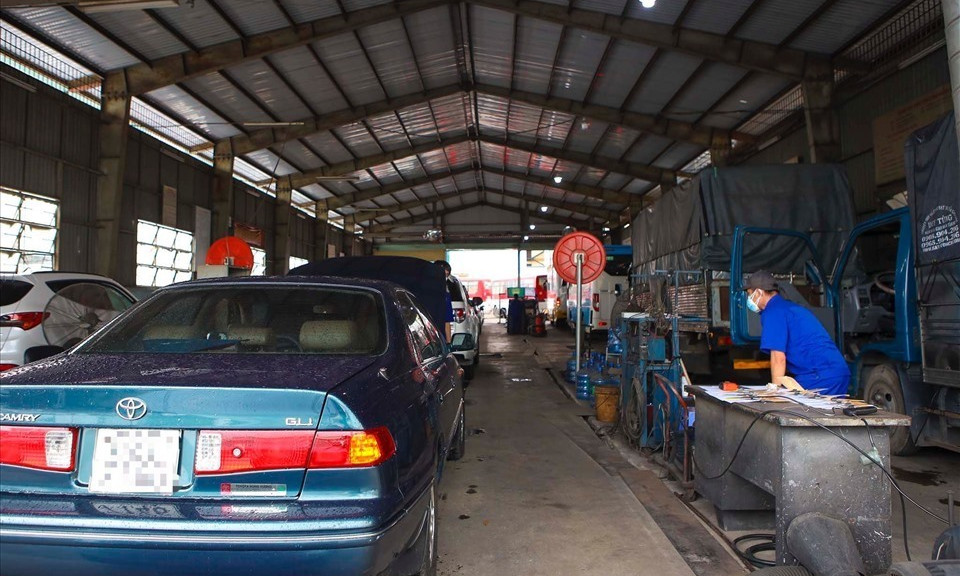 Không chỉ gặp khó khi đăng kiểm, điều khiển xe ôtô độ có vi phạm pháp luật?
