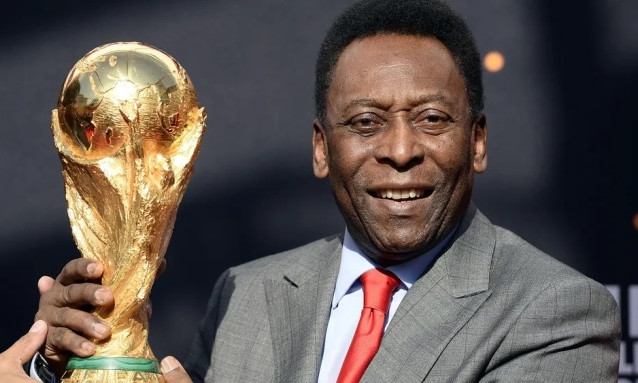 Vua bóng đá Pele qua đời
