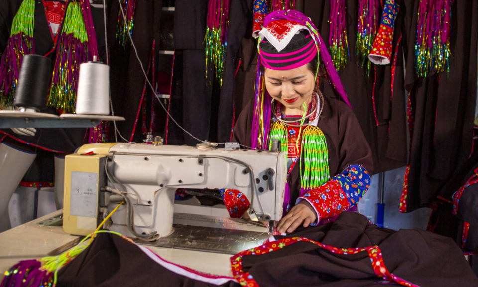 Tailoring practices at mountainous hamlet