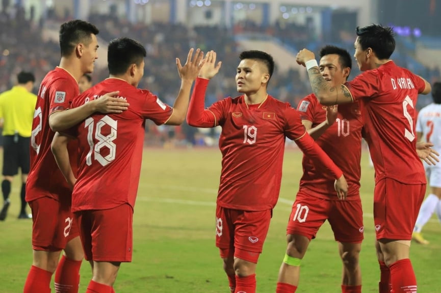 ĐT Việt Nam nhận 'mưa tiền thưởng' trước bán kết AFF Cup 239048