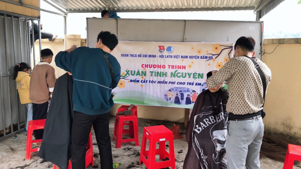  Chương trình cắt tóc miễn phí cho trẻ em