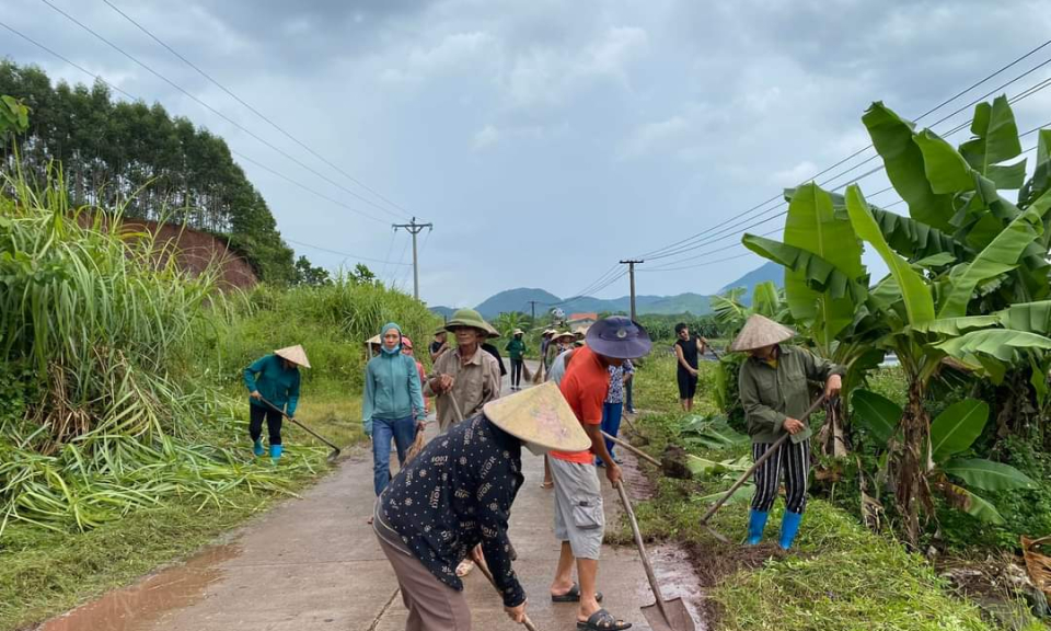 Phụ nữ chung sức xây dựng NTM