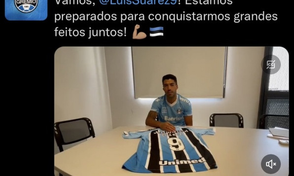 Suarez thoát cảnh thất nghiệp
