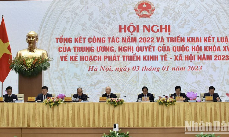 Đoàn kết, đồng lòng, vượt mọi khó khăn, quyết tâm hoàn thành thắng lợi mọi nhiệm vụ, chỉ tiêu năm 2023