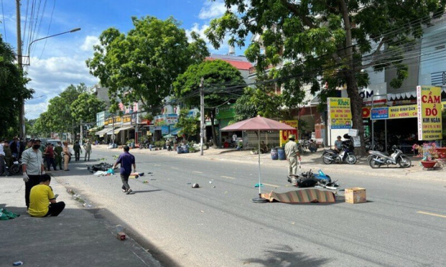 Hai xe máy va chạm, một người tử vong, một người bị thương nặng