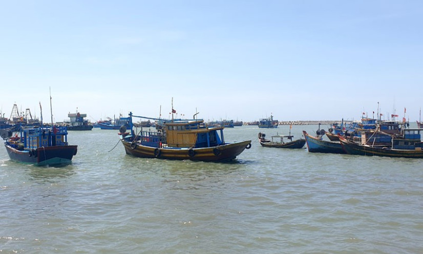 Một tàu cá của ngư dân thị xã La Gi mất liên lạc trên biển