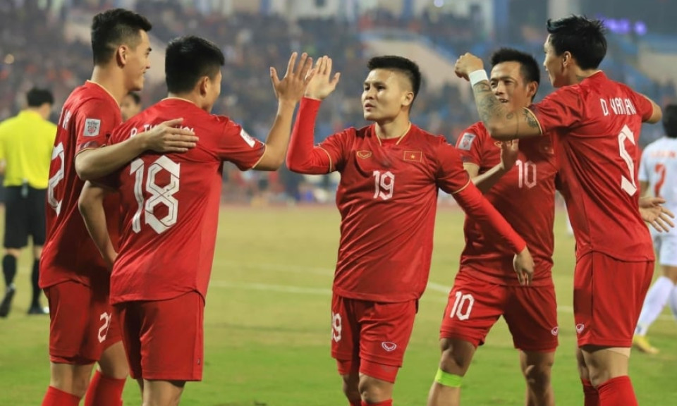 ĐT Việt Nam nhận 'mưa tiền thưởng' trước trận Bán kết