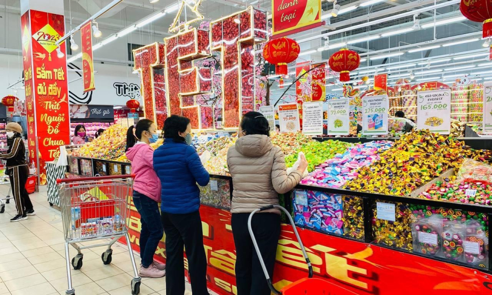 Khởi sắc thương mại, dịch vụ