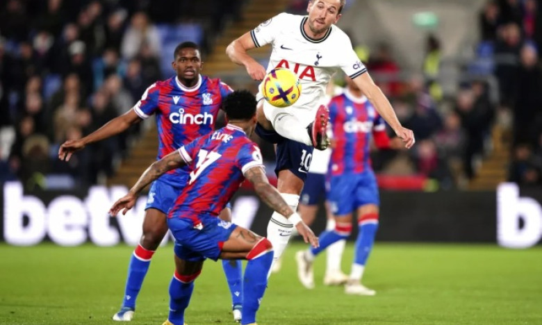 Kane và Son giúp Tottenham thắng đậm