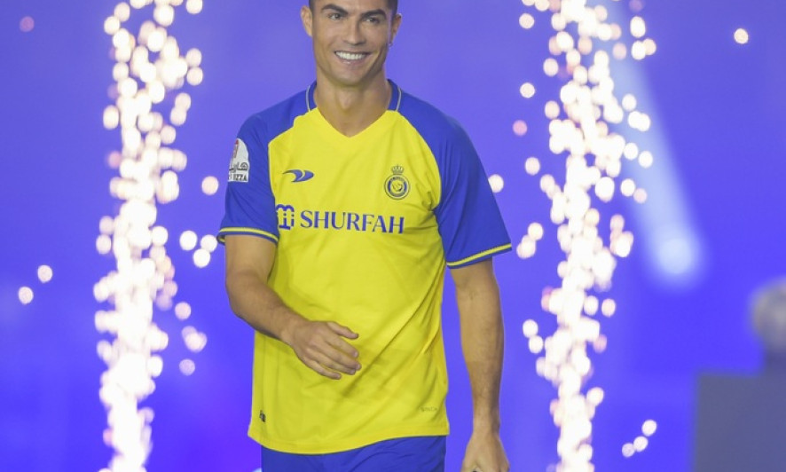 C.Ronaldo bị cấm thi đấu, chưa thể ra mắt CLB mới