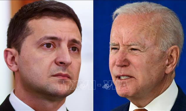 Tổng thống hai nước Mỹ và Ukraine lên tiếng về lệnh ngừng bắn tạm thời của Điện Kremlin