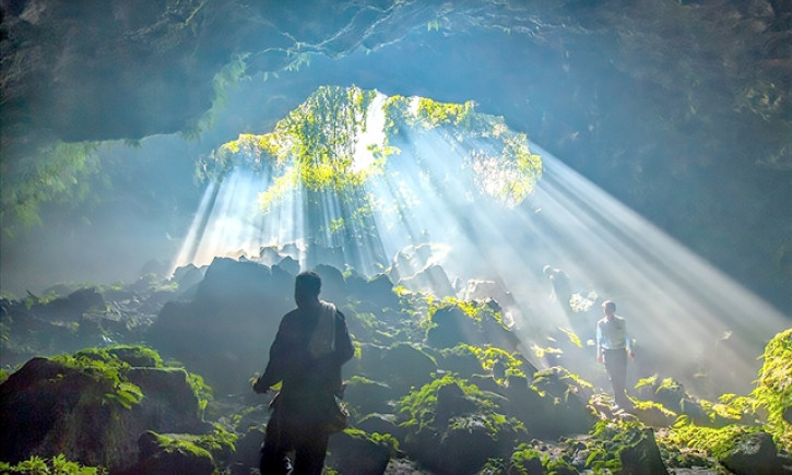 Photographer's work on Krông Nô volcano wins top prize at 2022 Literature and Arts Awards