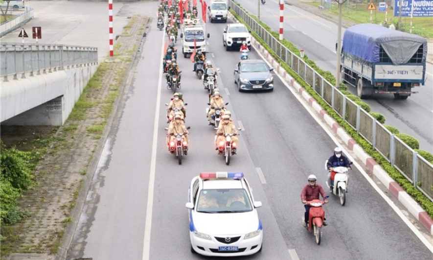 Uông Bí tăng cường đảm bảo ATGT
