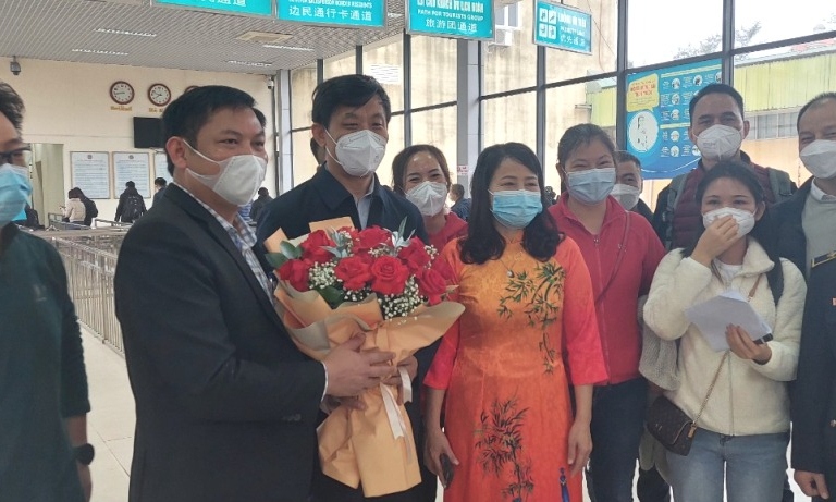 Custom clearance through two international border gates of Vietnam's Mong Cai - China's Dongxing resumed