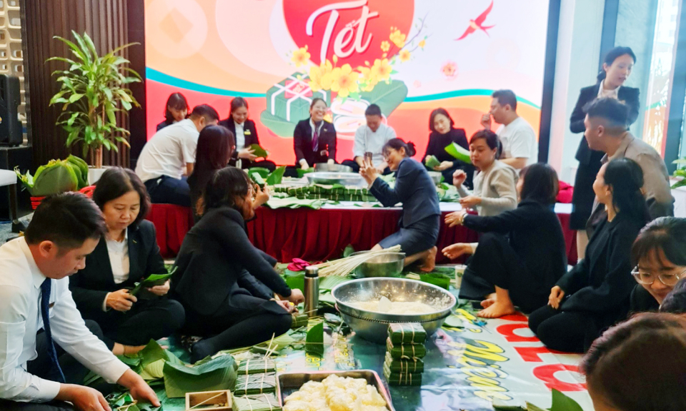 Trải nghiệm Tết cổ truyền cho du khách phương xa 