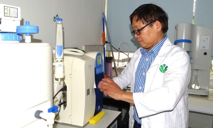 Nhà khoa học Việt nghiên cứu vật liệu tự tìm tế bào ung thư