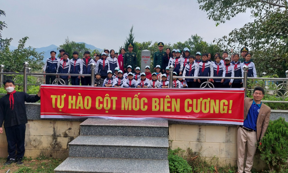  “Tiết học biên cương” gieo tình yêu Tổ quốc cho thế hệ trẻ Bình Liêu