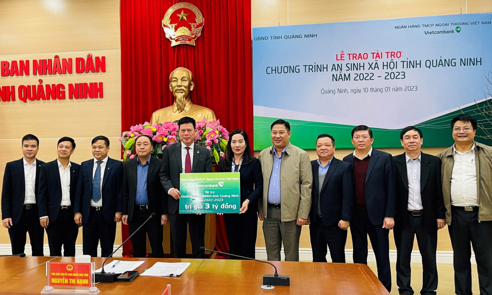 Ngân hàng Vietcombank ủng hộ chương trình an sinh xã hội 3 tỷ đồng