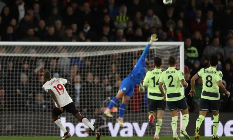 Man City bị loại khỏi Cup Liên đoàn