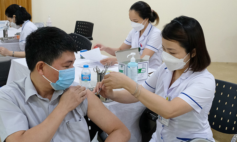 Sáng 12/1: Không còn bệnh nhân COVID-19 nặng phải thở máy; 2 biến thể phụ BQ.1 và BQ.1.1 đang nổi lên ở Mỹ